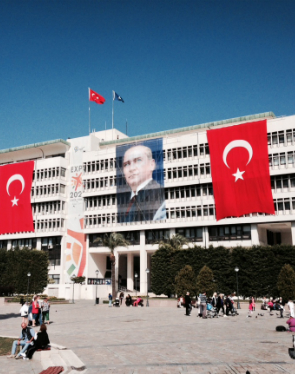 Izmir valuta la salute dell’economia turca