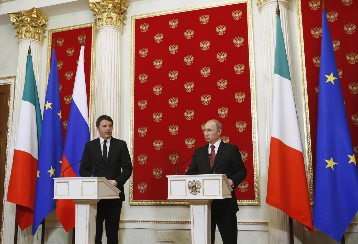 Italian Prime Minister Matteo Renzi speaks during a news conference with Russian President Vladimir Putin following their meeting at the Kremlin in Moscow
