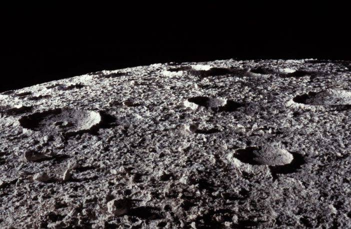 La Luna dal pozzo – L’Indro 06.02.2019