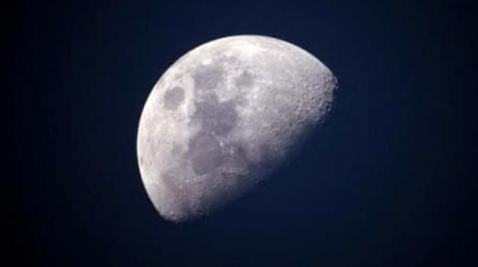 La luna dal pozzo – Cinque Colonne magazine 18.07.2019