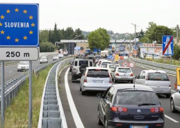 Tra Italia e Slovenia, meno vincoli per le merci