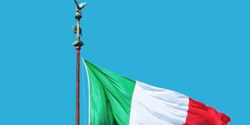 Nessun alibi. I vecchi mulini a vento e il futuro dell’Italia