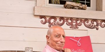 PIPPO FRANCO, IL SAGGIO PRESTATO ALLA COMICITA’ – Electomagazine 25.07.2021