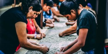 STOCCATE:                                              Sciur padrun da li beli braghi bianchi…