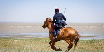 Cosacchi & Co. – Electomagazine 06.04.2022