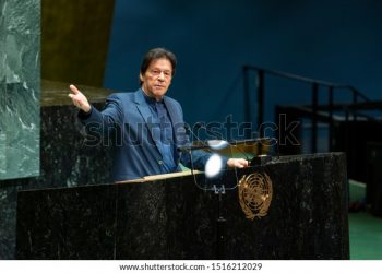 Cambio di passo a Islamabad,  il populismo soccombe alla vecchia guardia  uscita vincitrice dalla crisi costituzionale