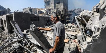 UN VULCANO TRA I CEDRI – Electomagazine 21.10.2023