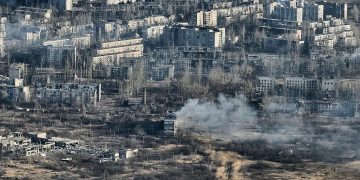 GIOCHI DI OMBRE & CADAVERI ECCELLENTI – Electomagazine 20.02.2024