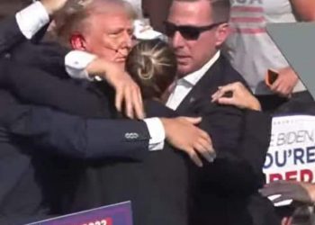 ASSOLUTISMO E REGICIDIO – Electomagazine 15.07.2024